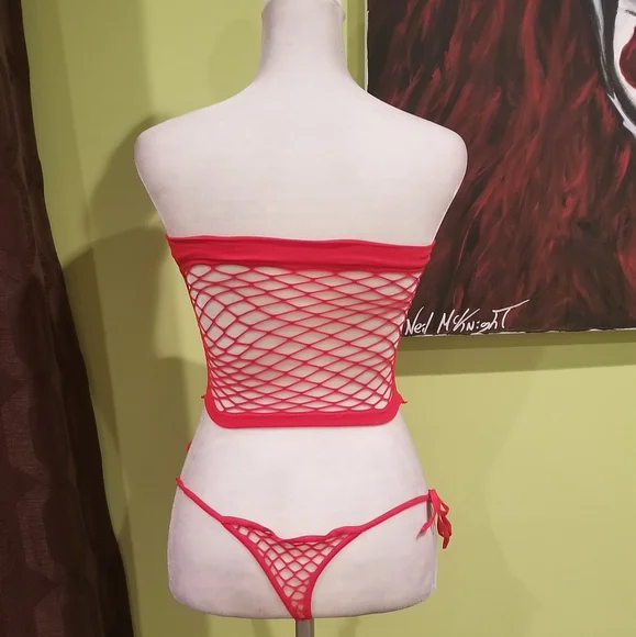 NWOT Strapless Fishnet Bandeau Lingerie Set By Music Legs - Picture 3 of 4